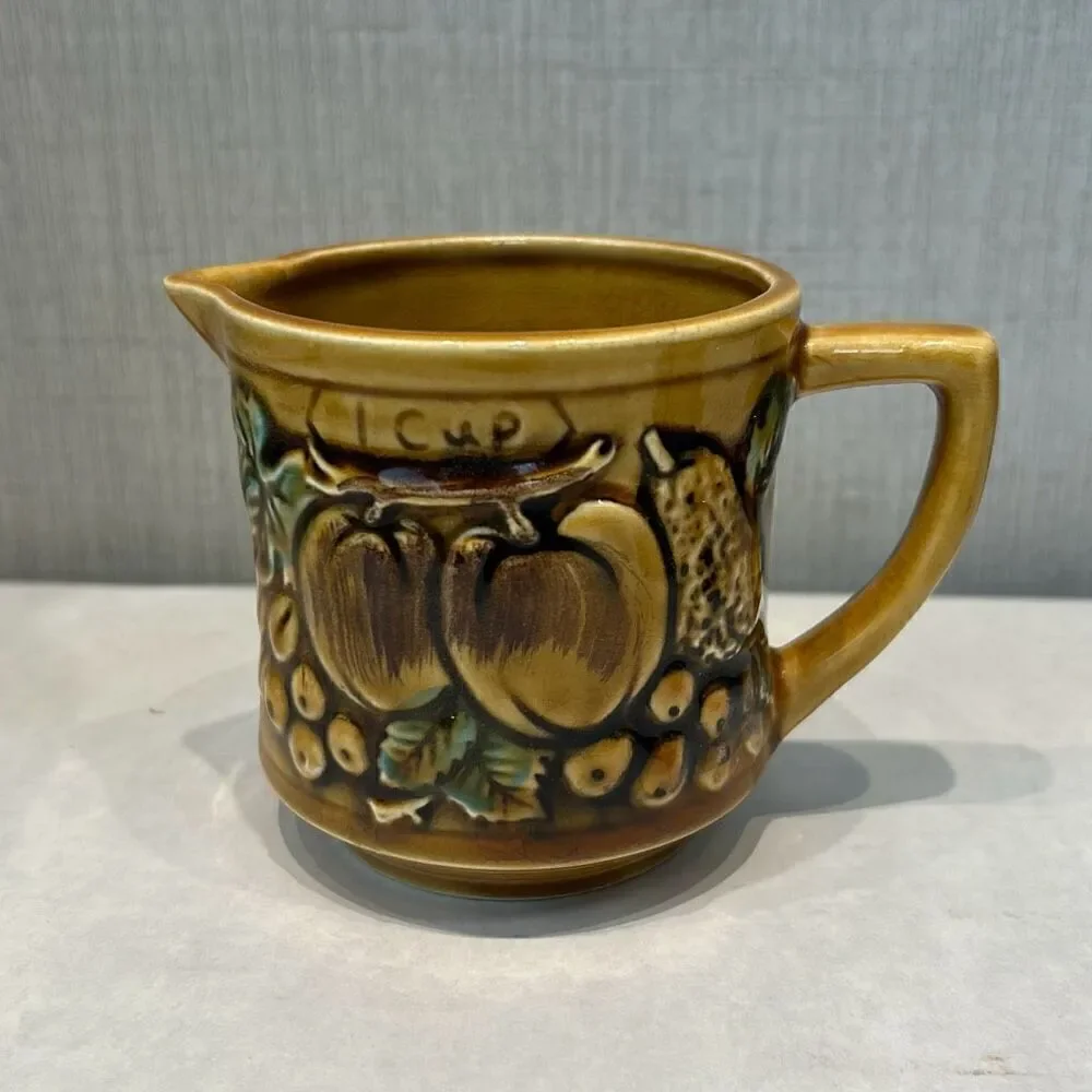 VTG Ceramic Measuring Cups 1/2 & 1 Cup Stamped JAPAN Brown Tan Fruit Apples Pear